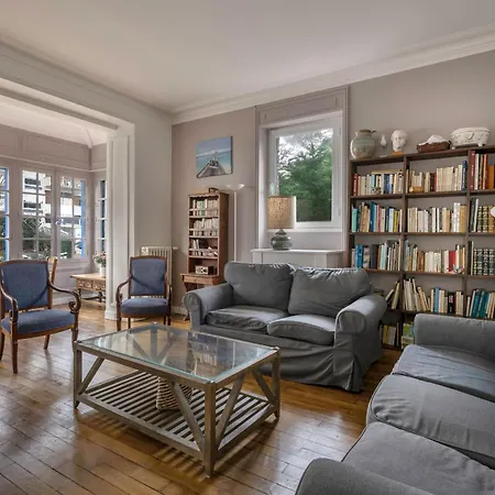 Holiday home Belle Bauloise A Deux Pas De La *